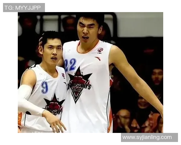 李晓旭的成长之路：从普通学生到篮球明星的奋斗历程与心路历程